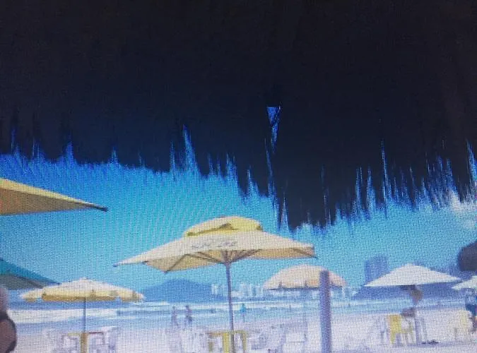 50 M Da Praia No Guarujá